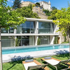 ***** Couette-café Le Pavillon M, Piscine Et France